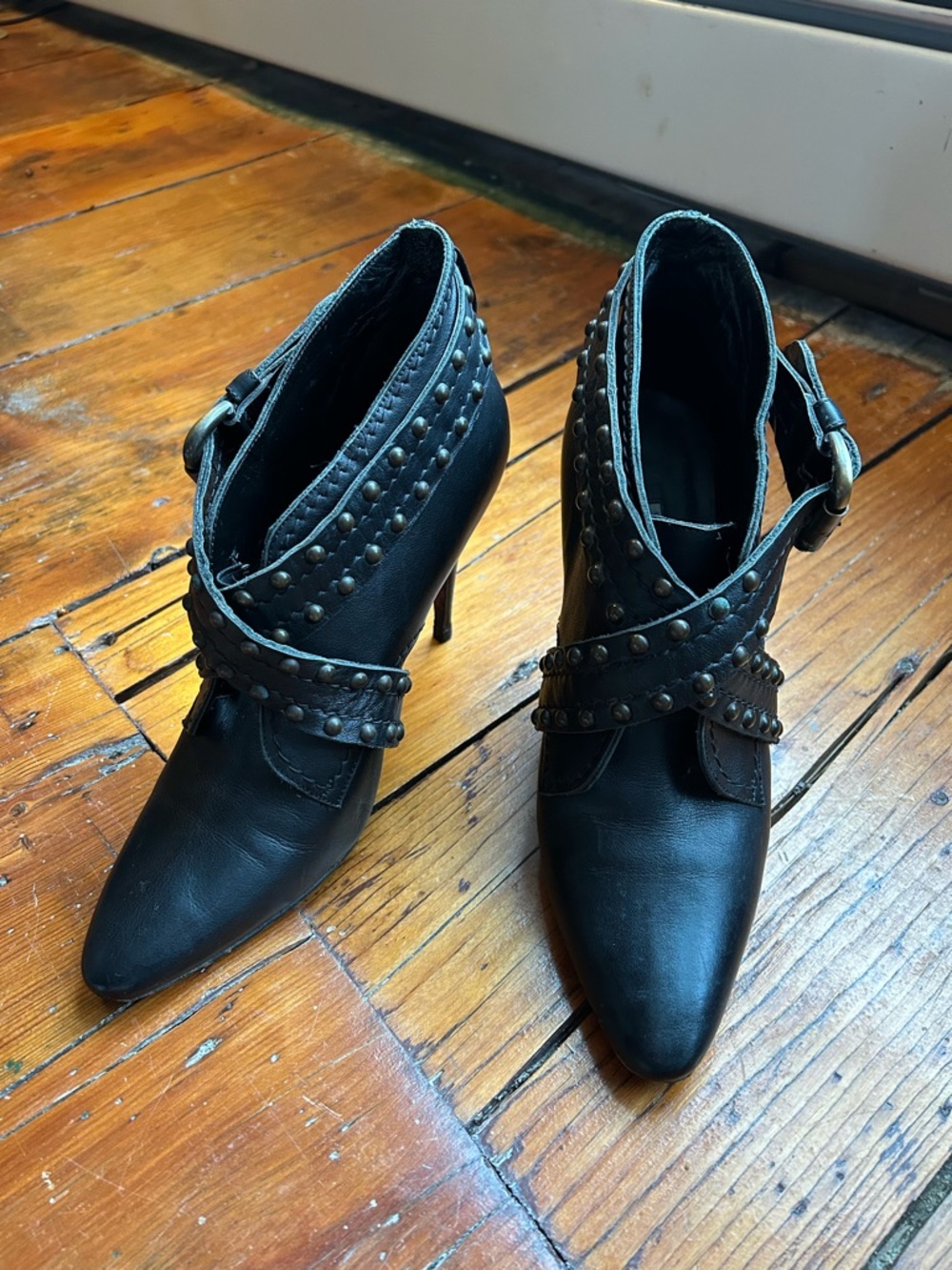 Manolo Blahnik Bootie Sz40 FIERCE